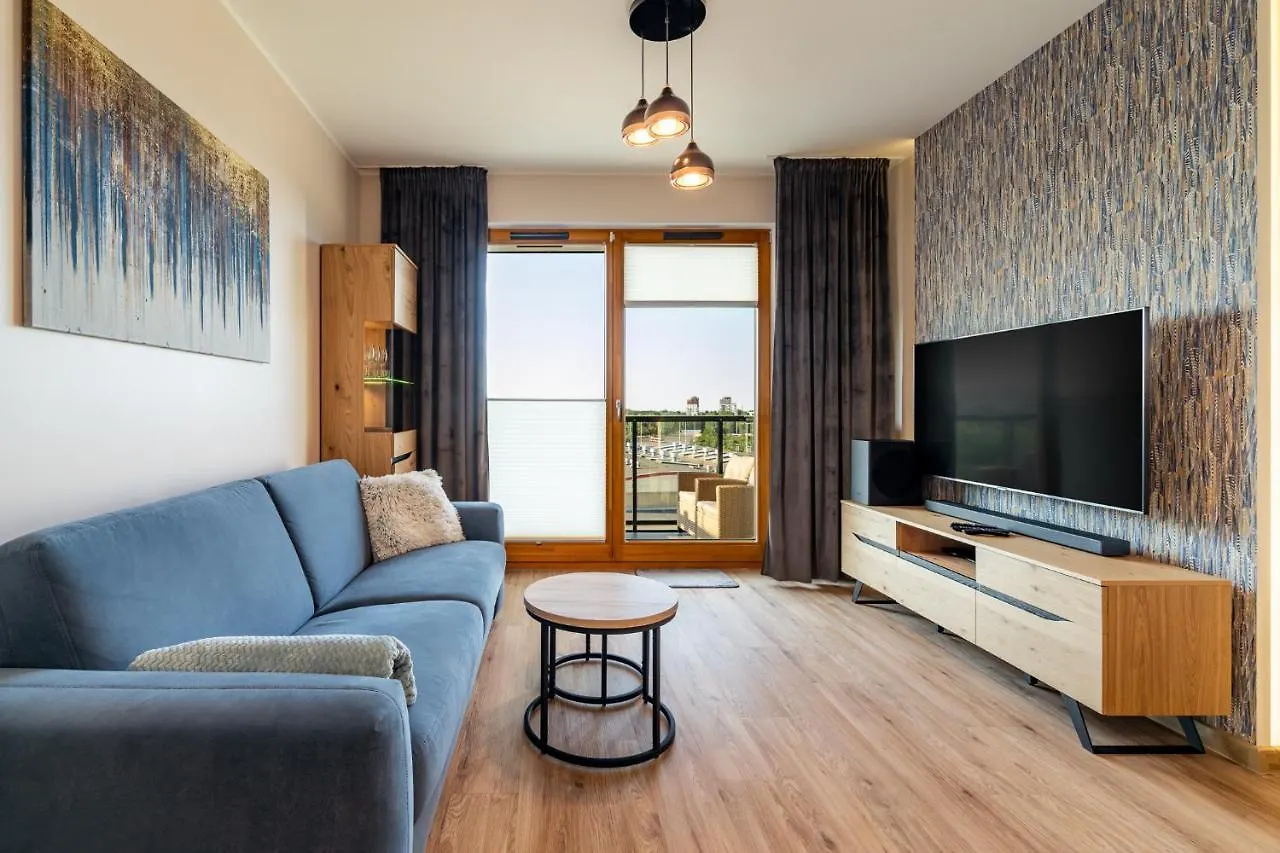 Apartamenty w Gdańsku - Zajezdnia Wrzeszcz, Grudziądzka 4B 0*,